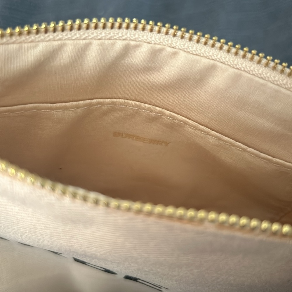 Burberry pouch - Picture 2 of 2